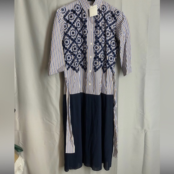 SANDRO Paris Josefine Pleated Evelet-lace midi Dress MSRP$515 - Picture 16 of 16